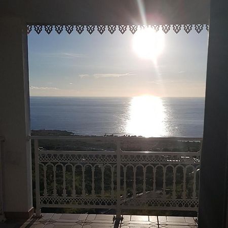 Au Soleil Villa Le Portail Bagian luar foto